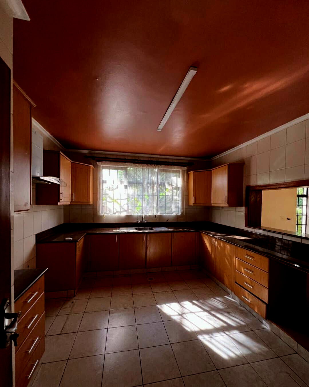 4-Ensuite Townhouse with Private Garden & DSQ - Lavington