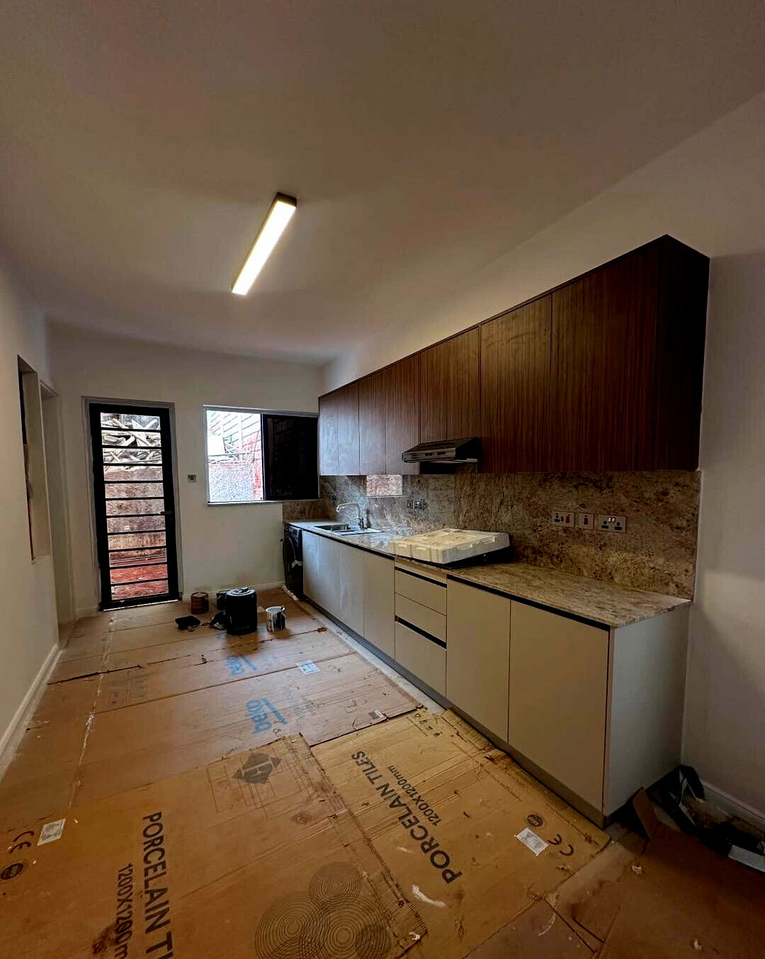 6-Ensuite Townhouse with Private Pool & DSQ - Lavington