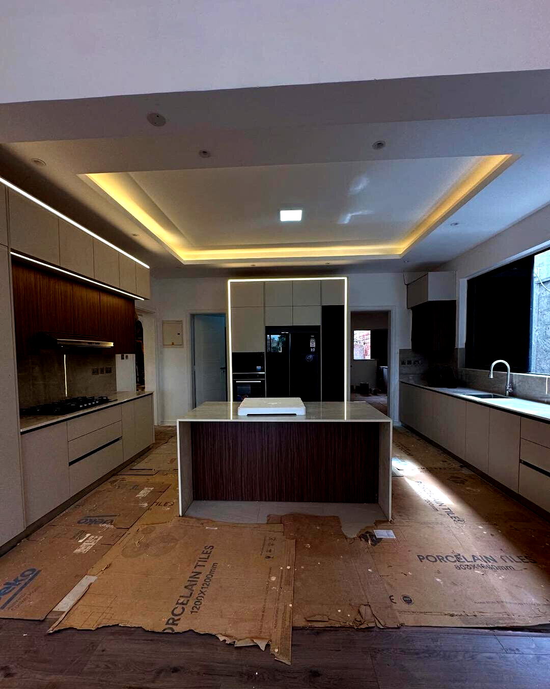 6-Ensuite Townhouse with Private Pool & DSQ - Lavington