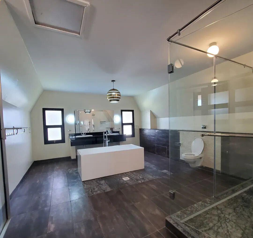 5-Ensuite Townhouse with Lake & Pool Access – Karen Gated Estate