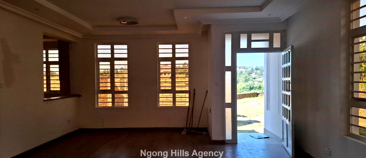 Tri-Level 4BR Villa with Rooftop & DSQ - Matasia, Ngong