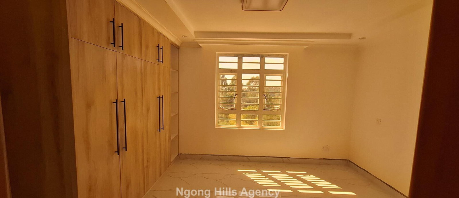 Tri-Level 4BR Villa with Rooftop & DSQ - Matasia, Ngong