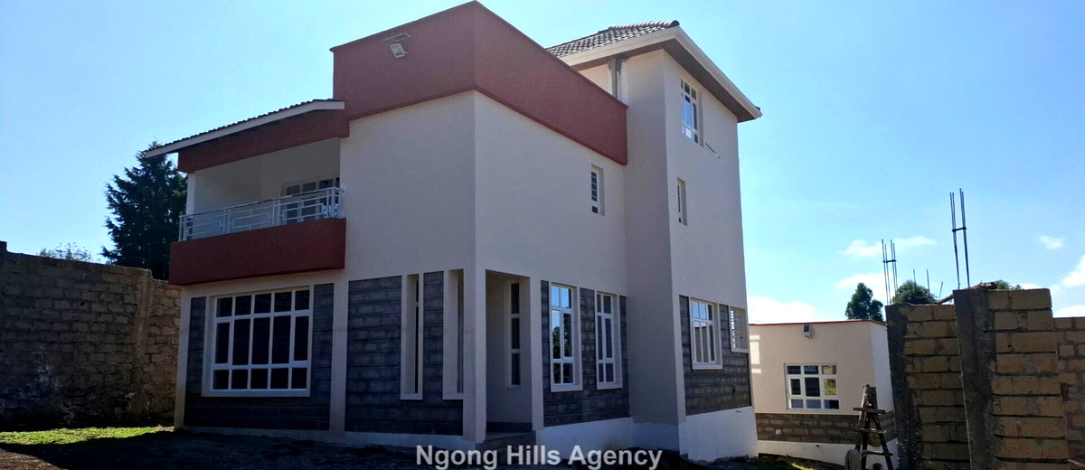 Tri-Level 4BR Villa with Rooftop & DSQ - Matasia, Ngong
