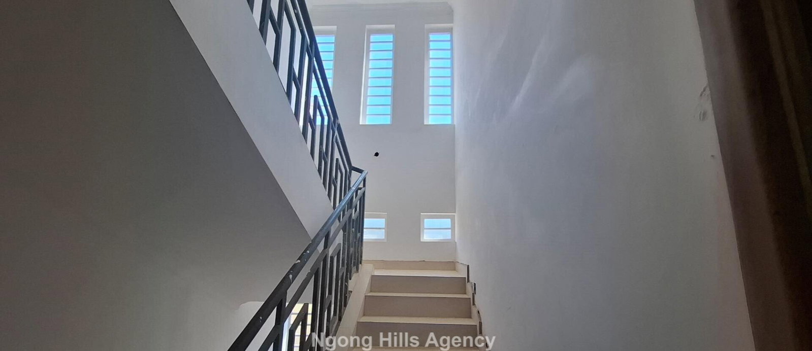 Tri-Level 4BR Villa with Rooftop & DSQ - Matasia, Ngong