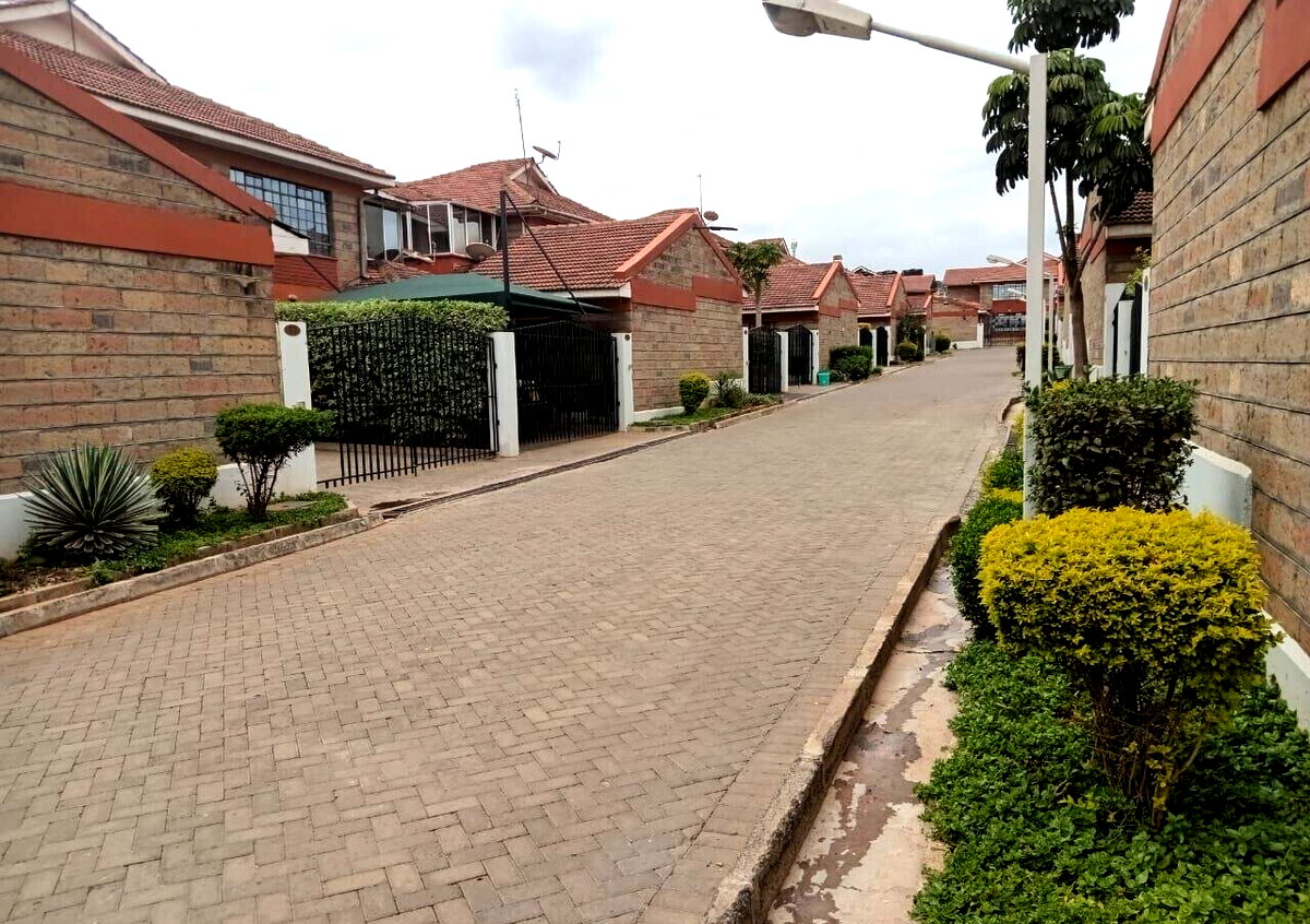 4BR Townhouse with DSQ Near Signature Mall - Syokimau