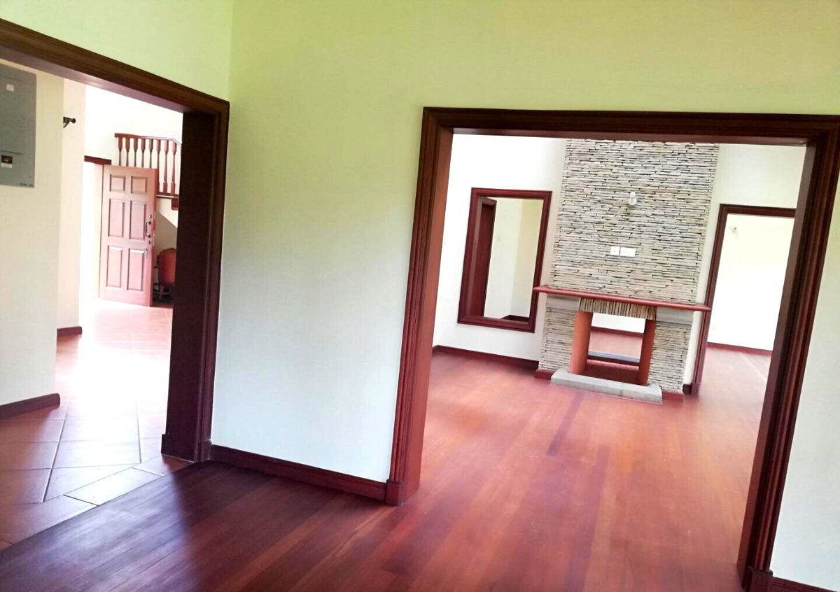 0.1 Acre 4BR Haven at KSh 400K