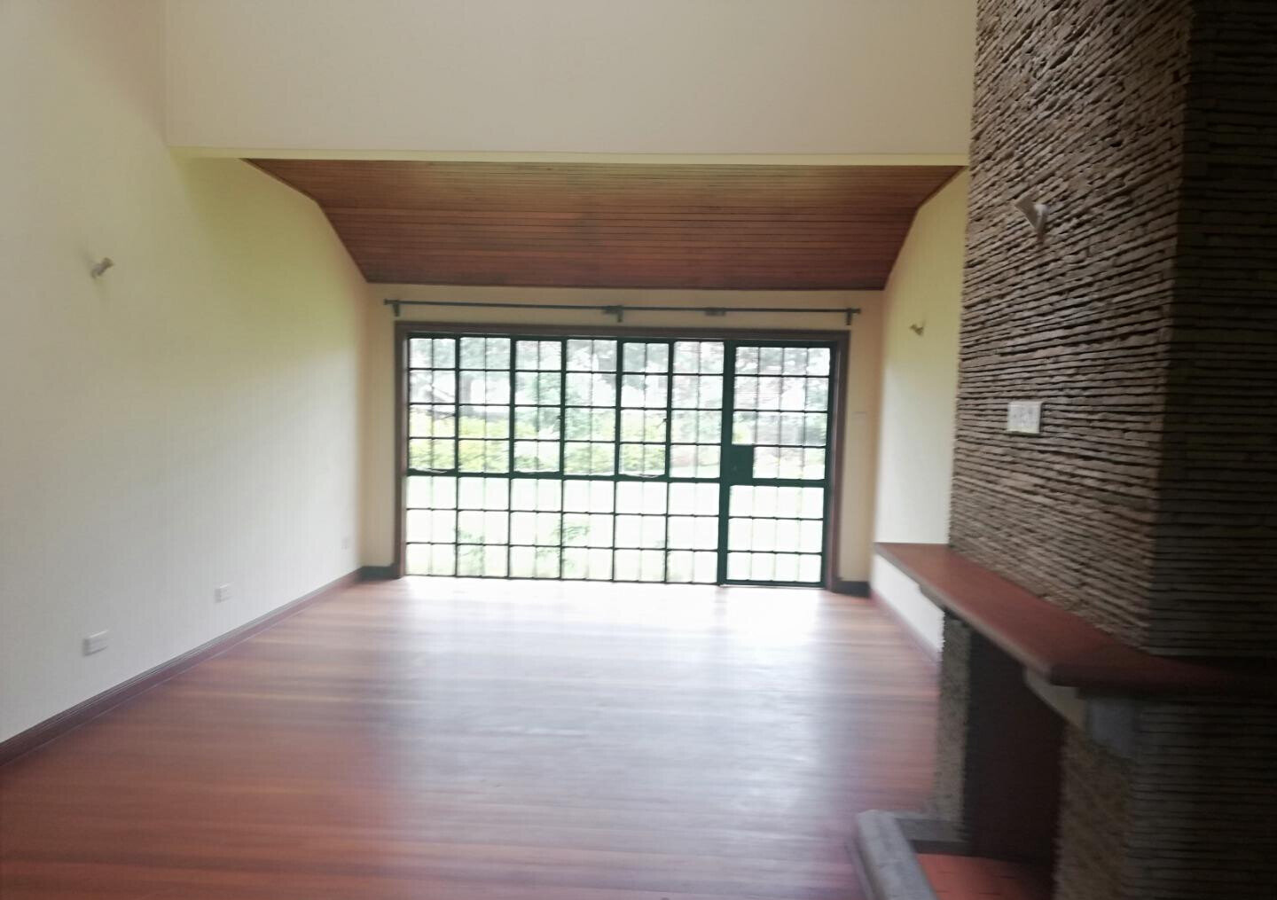 0.1 Acre 4BR Haven at KSh 400K