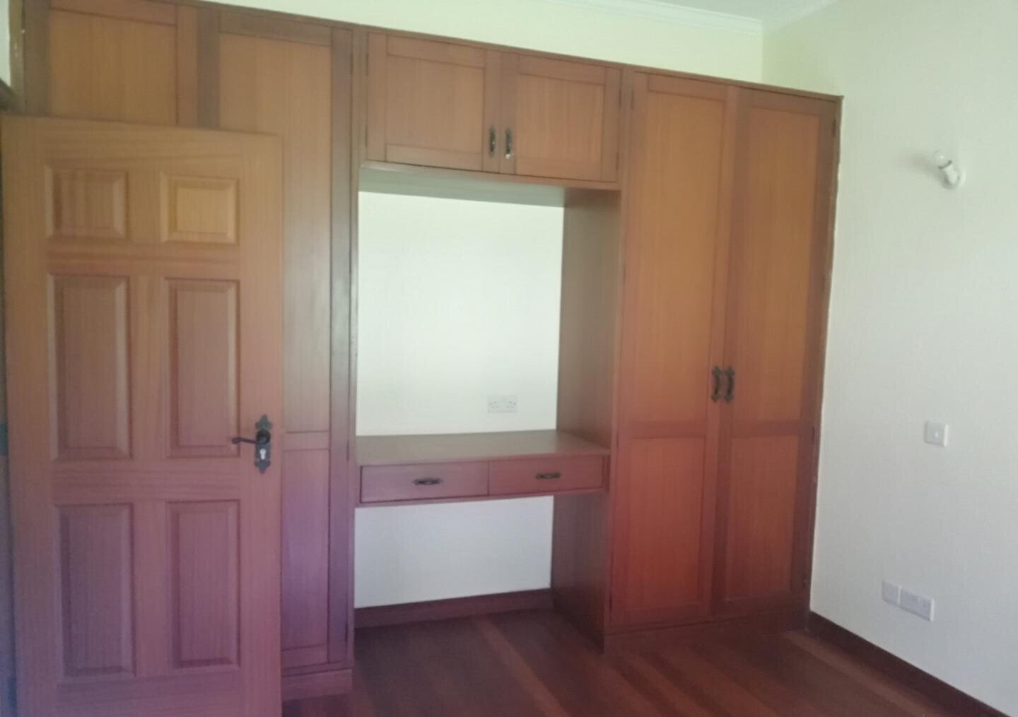 0.1 Acre 4BR Haven at KSh 400K