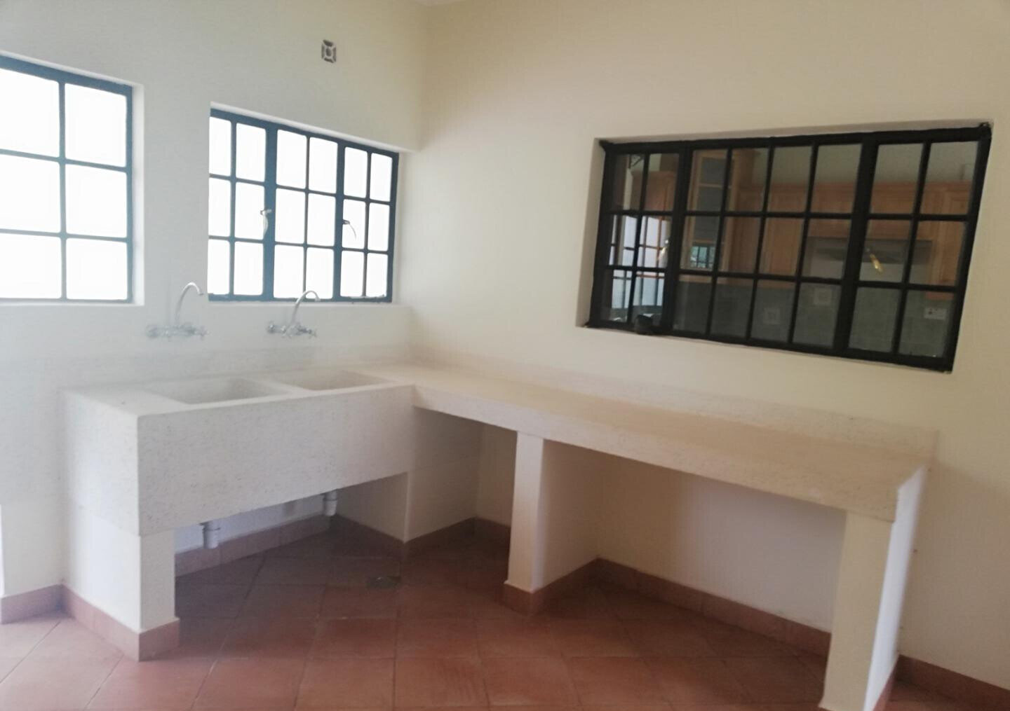 0.1 Acre 4BR Haven at KSh 400K