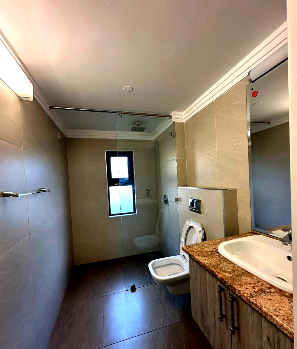 5-Ensuite Villa on Half-Acre with Shared Pool & DSQ – Karen