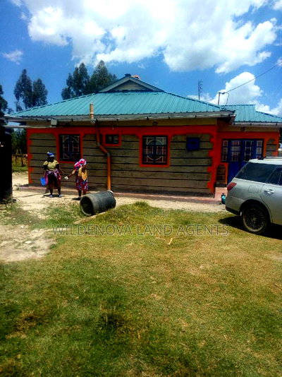 Land With House on Sale at Murungaru - Image 3