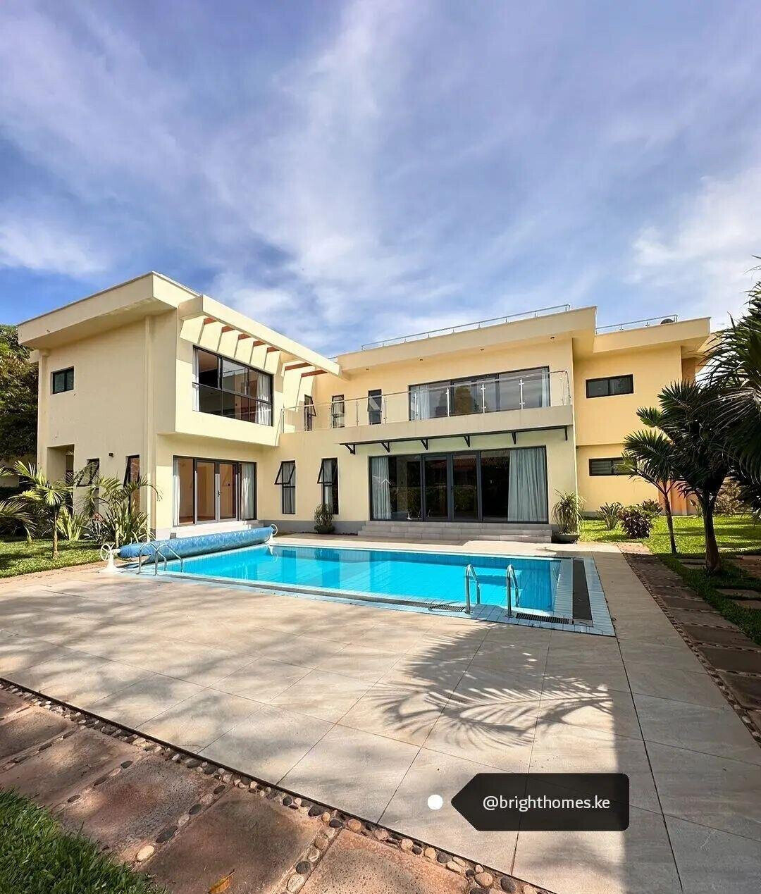5BR All-Ensuite Townhouse with Pool & Large Private Garden - Runda
