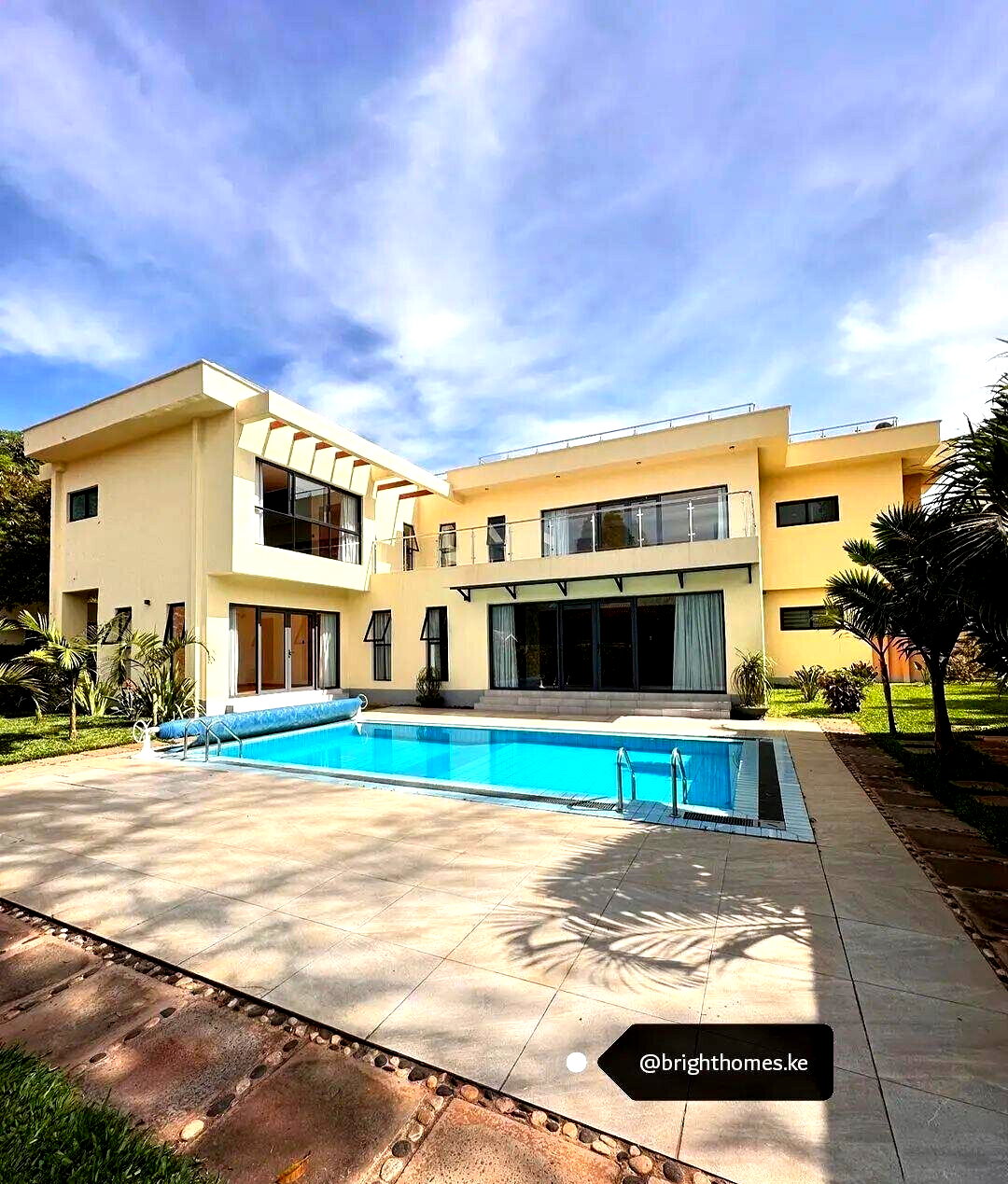 5BR All-Ensuite Townhouse with Pool & Large Private Garden - Runda