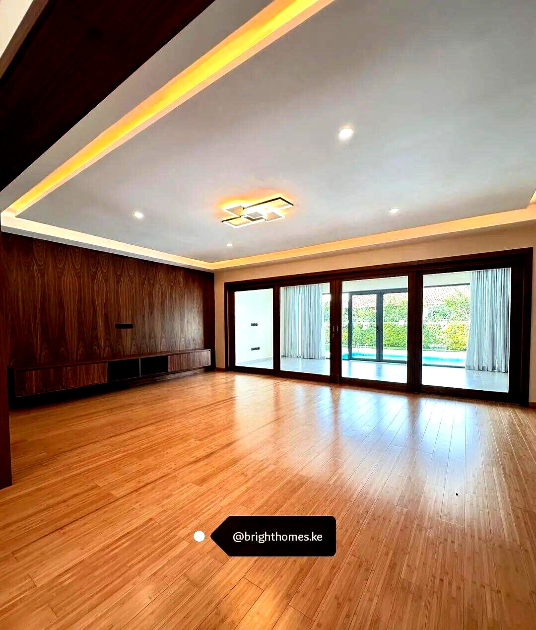 5BR All-Ensuite Townhouse with Pool & Large Private Garden - Runda