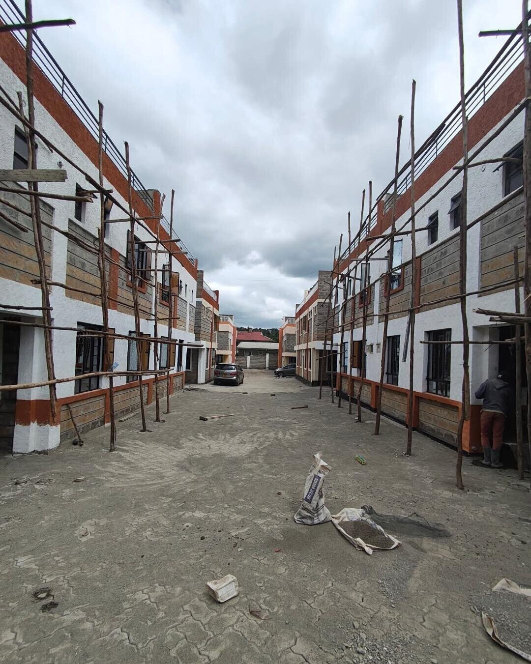 3BR Master En-Suite Townhouse 600m from Magadi Road - Rimpa