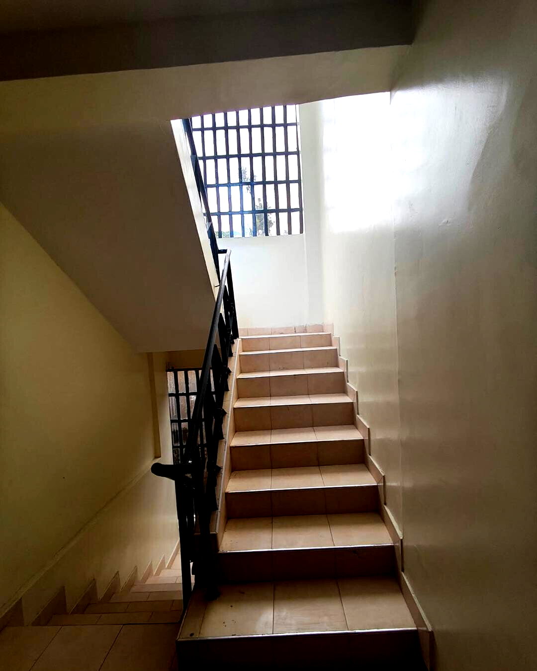3BR Master En-Suite Townhouse 600m from Magadi Road - Rimpa