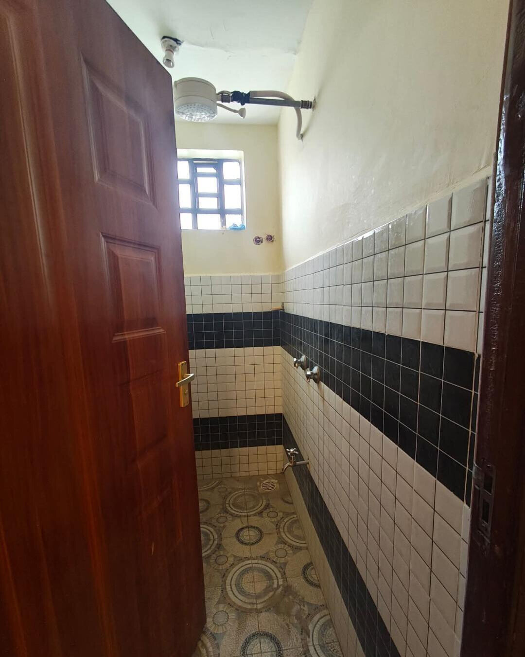 3BR Master En-Suite Townhouse 600m from Magadi Road - Rimpa
