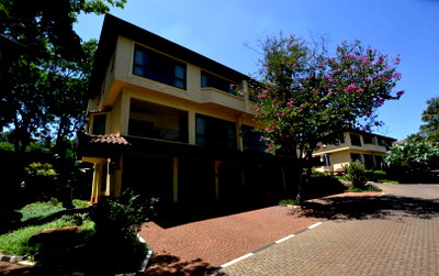 3BR Townhouse in Kyuna with Heated Pool & Gym Access