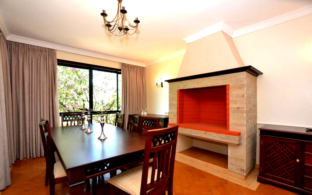 3BR Townhouse in Kyuna with Heated Pool & Gym Access