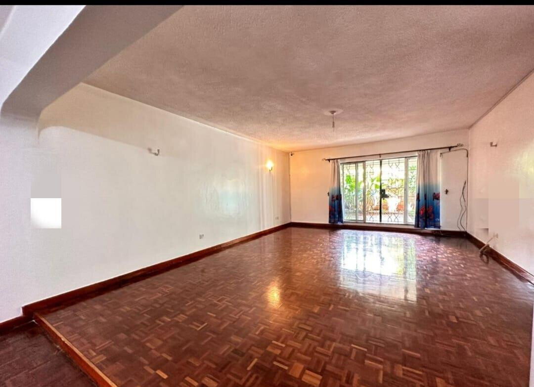 5-Ensuite Townhouse with Study & DSQ - Valley Arcade