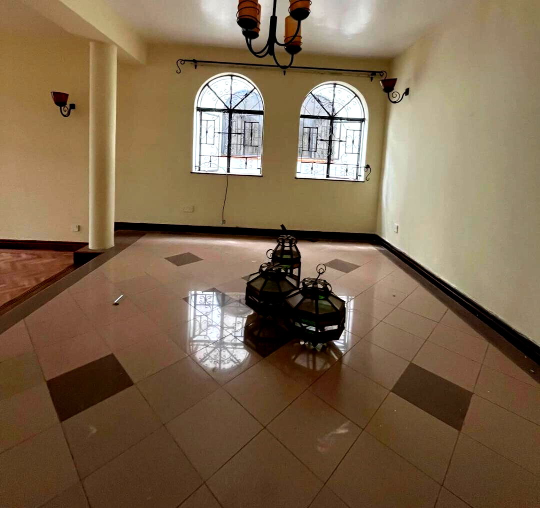 5BR Villa with Pool, Sauna & DSQ in Gated Riverside Community - Nairobi
