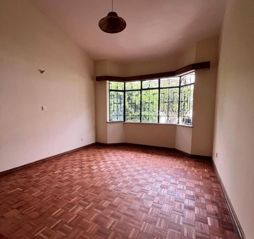 5BR Villa with Pool, Sauna & DSQ in Gated Riverside Community - Nairobi