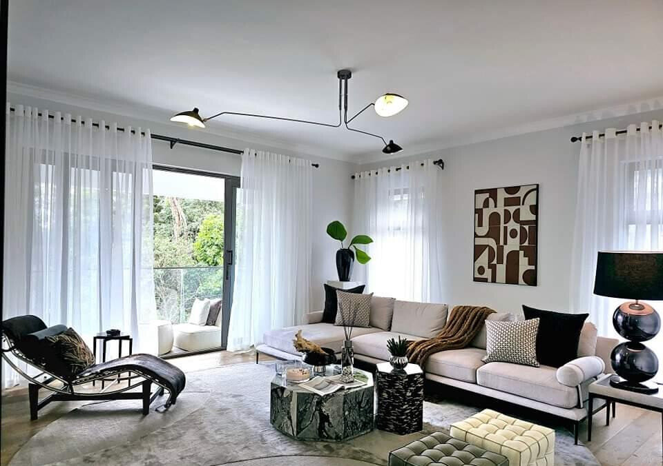 5BR Townhouse with DSQ & Scenic Terrace - Lavington