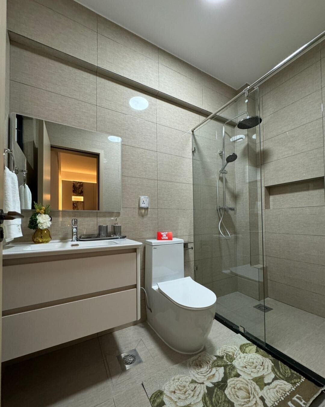 4BR All-Ensuite with Olympic Pool & Kids Football Pitch - Kilimani