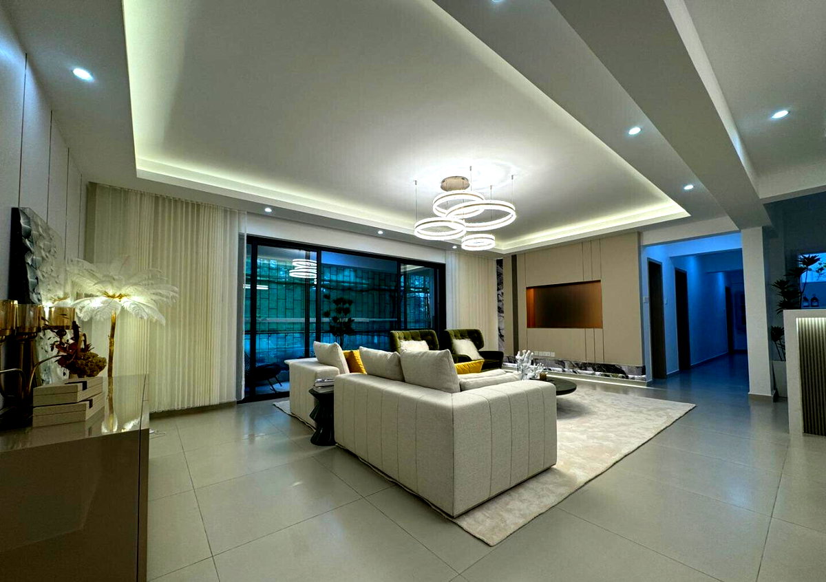 4BR All-Ensuite with Olympic Pool & Kids Football Pitch - Kilimani