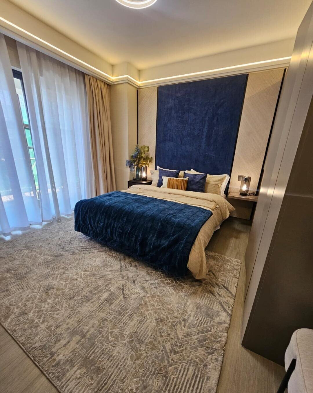 2BR Apartment with Rooftop Pool & Gym - Westlands