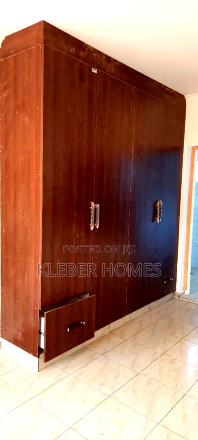 3bdrm Bungalow in Ngong Kibiku for sale - Image 8