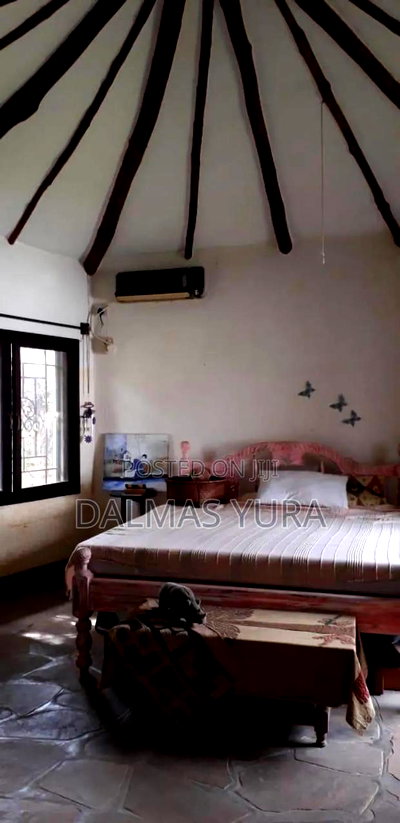 Furnished 4bdrm Villa in Malindi for sale - Image 10
