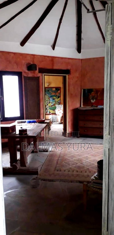 Furnished 4bdrm Villa in Malindi for sale - Image 9