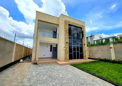 4BR Townhouse with Garden at KSh 16.5M