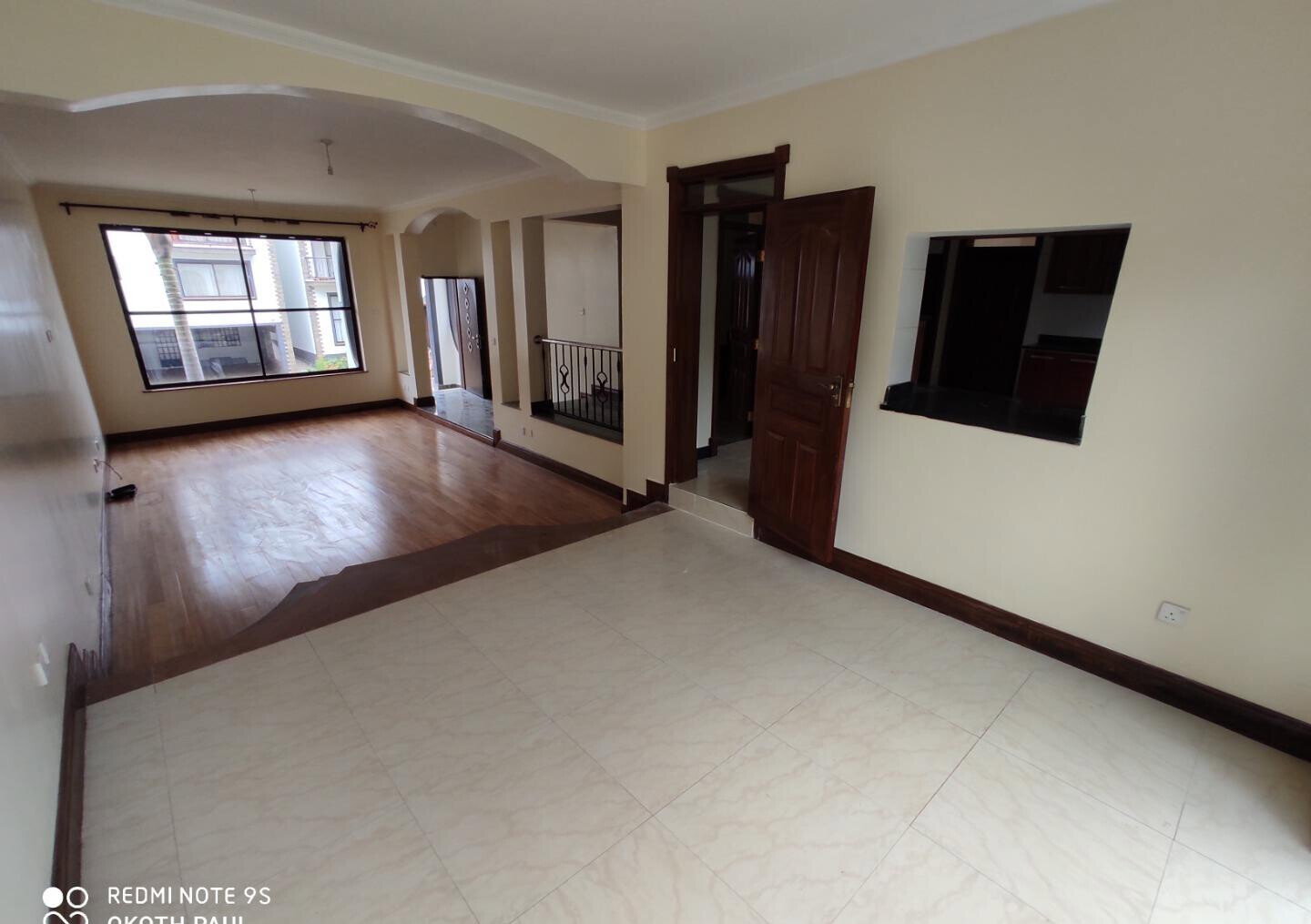 5-Ensuite Townhouse with Pool & DSQ - Grevillea Grove, Westlands
