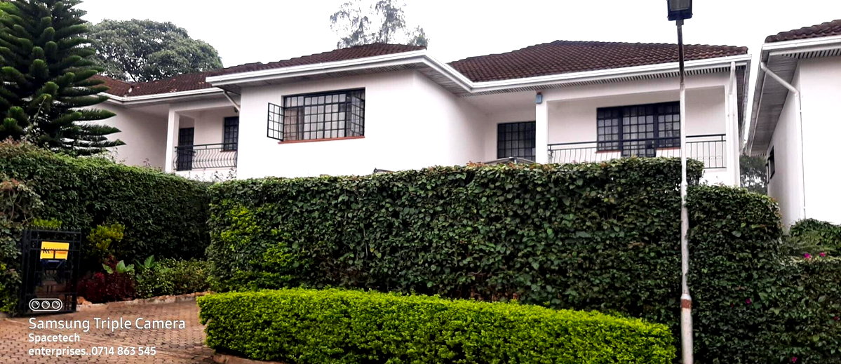 4-Ensuite Townhouse with DSQ & Private Garden - Westlands