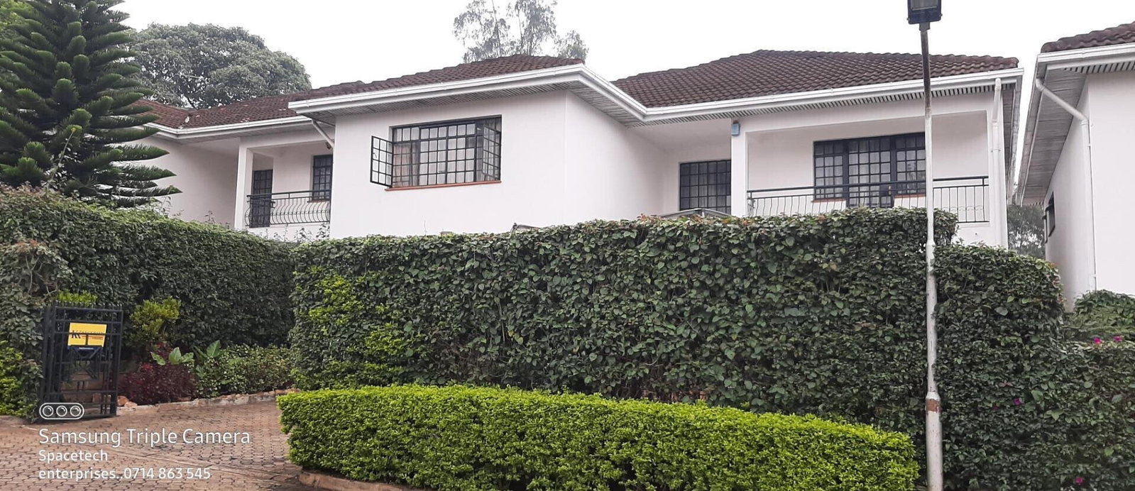 4-Ensuite Townhouse with DSQ & Private Garden - Westlands