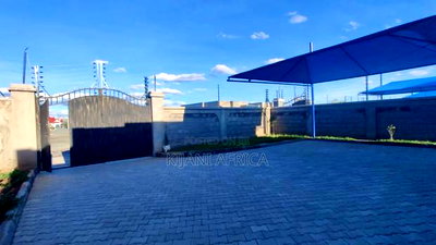 3bdrm Bungalow in Joska for sale - Image 2