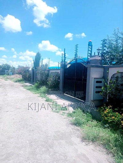 3bdrm Bungalow in Joska for sale - Image 20