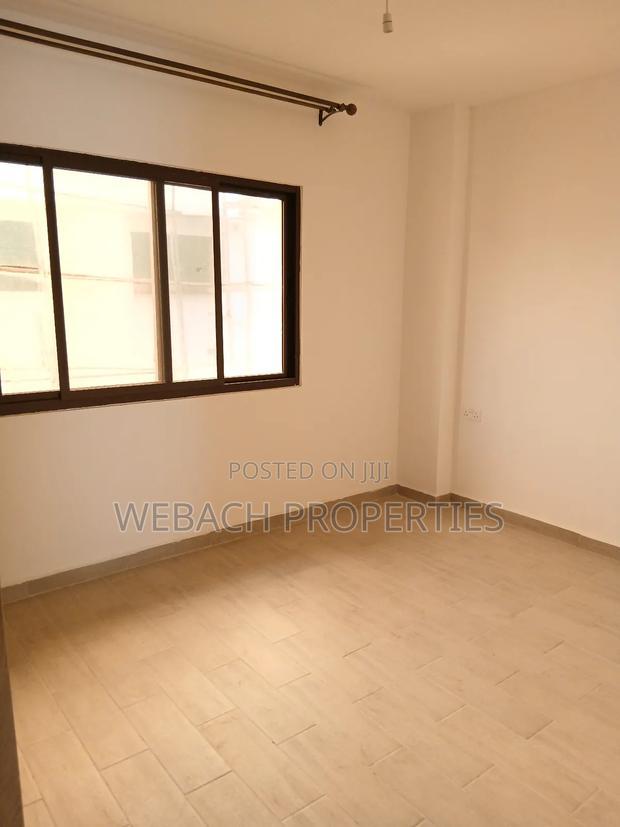 3bdrm Apartment in Gateway Mall for sale