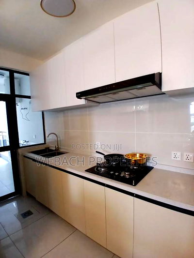 3bdrm Apartment in Gateway Mall for sale - Image 5