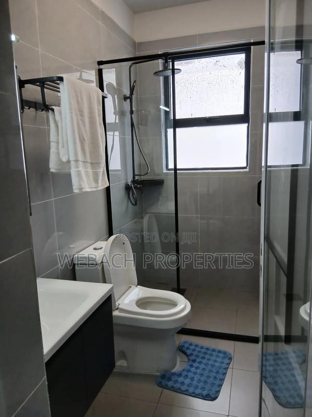 3bdrm Apartment in Gateway Mall for sale