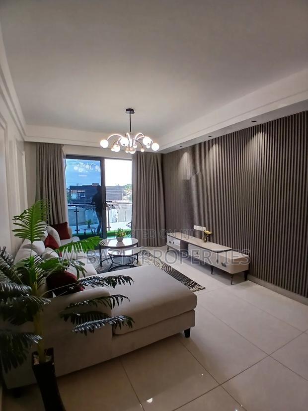 3bdrm Apartment in Gateway Mall for sale