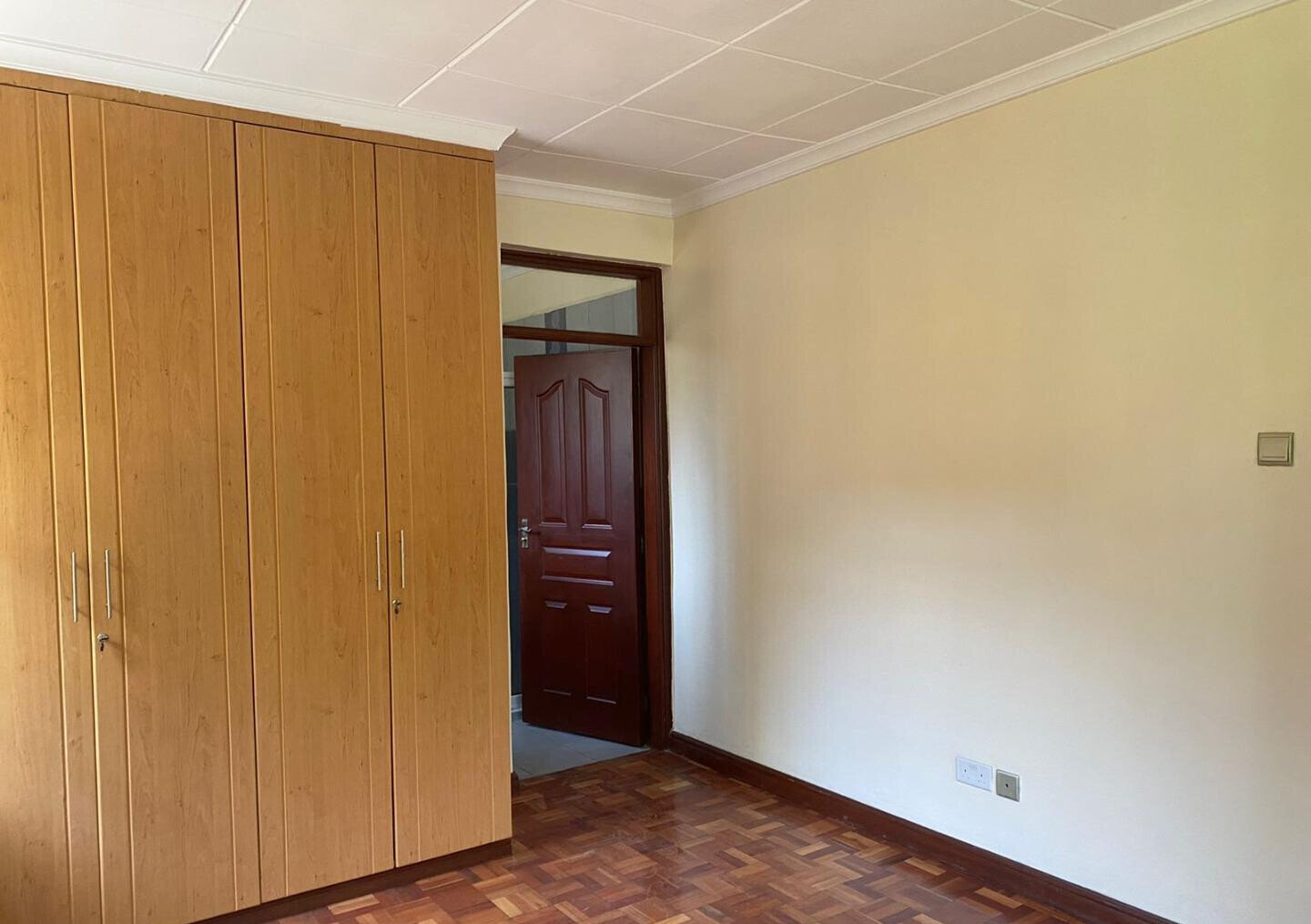 4BR All-Ensuite Townhouse with Flowered Garden - Lavington