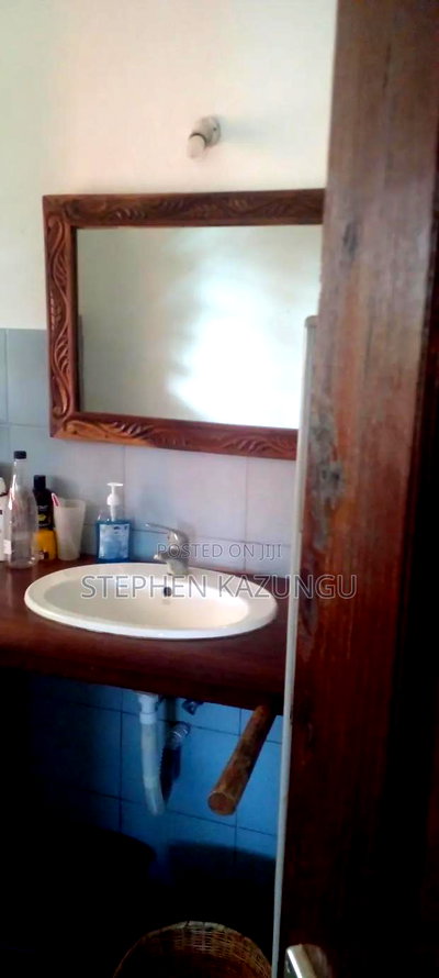 Furnished 5bdrm House in Coconut Groove 3 End, Ukunda for sale - Image 10