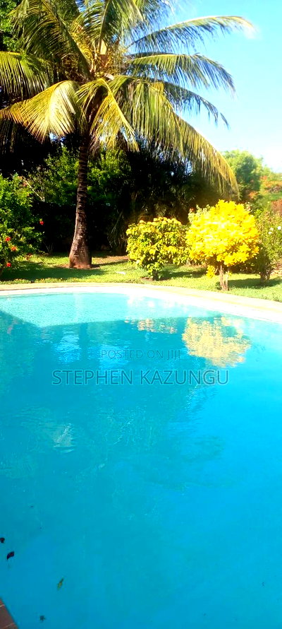 Furnished 5bdrm House in Coconut Groove 3 End, Ukunda for sale - Image 6