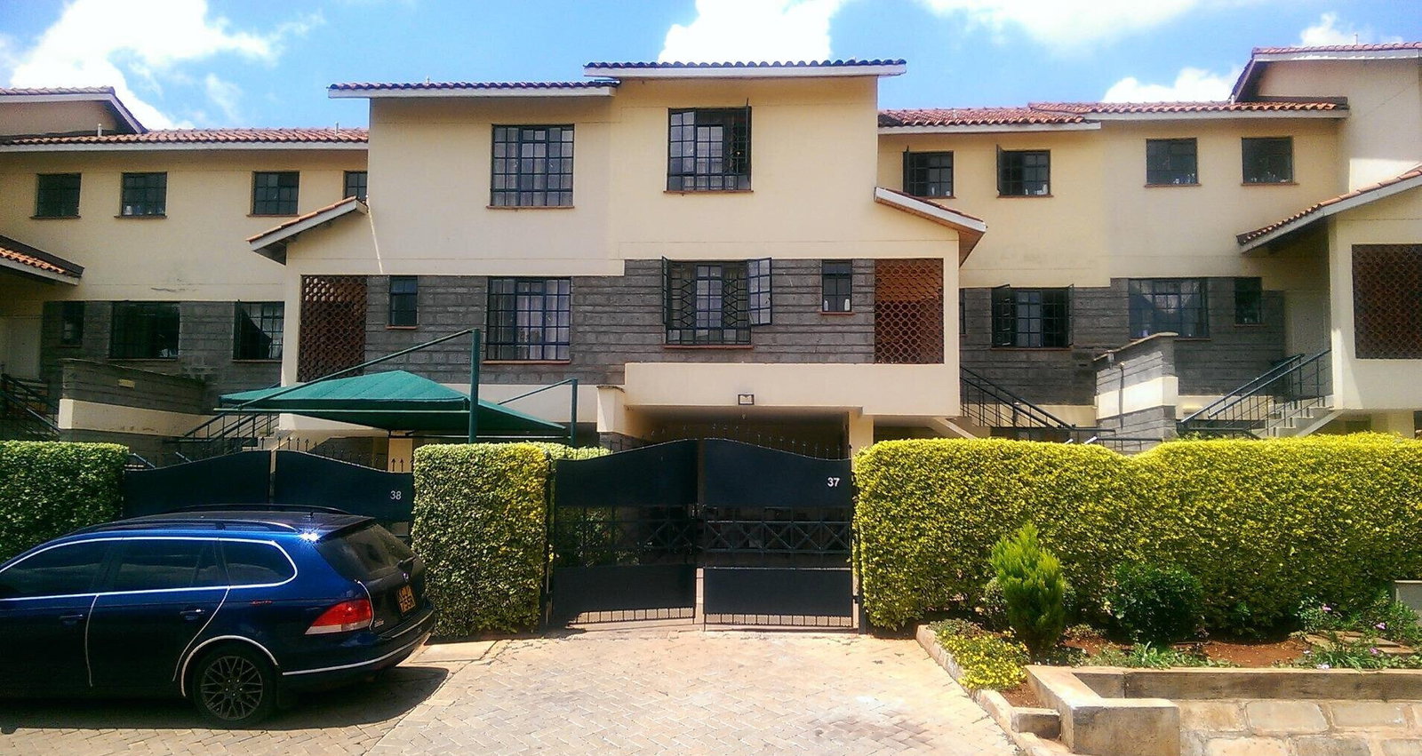 4-Ensuite Townhouse with DSQ & Ample Parking - Loresho