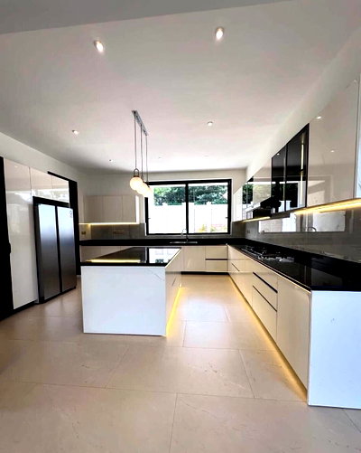 6BR Townhouse with Garden at KSh 155M
