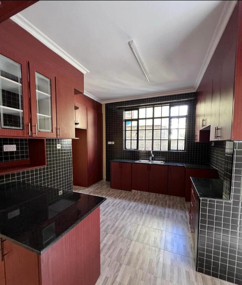 5BR All-Ensuite Townhouse with Borehole & Gated Security - Ngong