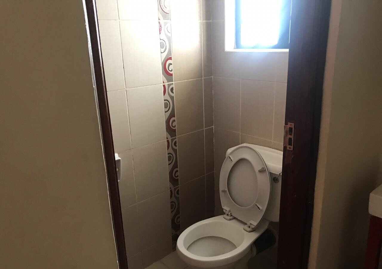 4-Bed Townhouse with Family Room & Fitted Kitchen - Lavington